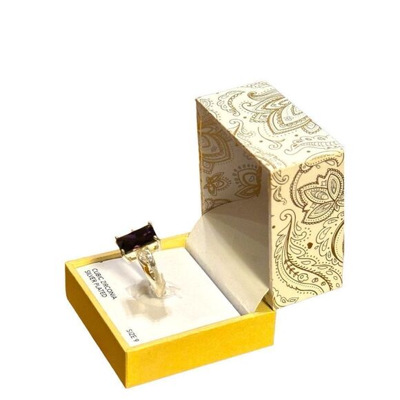 NWT Charter Club Emerald Cut Crystal Ring in Silver Plate, size 9 - Picture 6 of 9